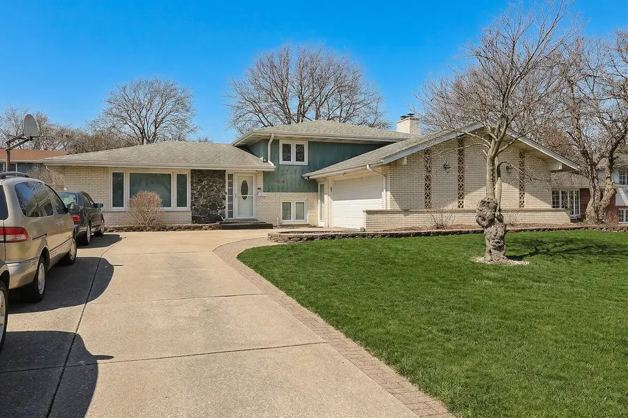 18W194 Claremont Drive, Darien, IL 60561 - #2