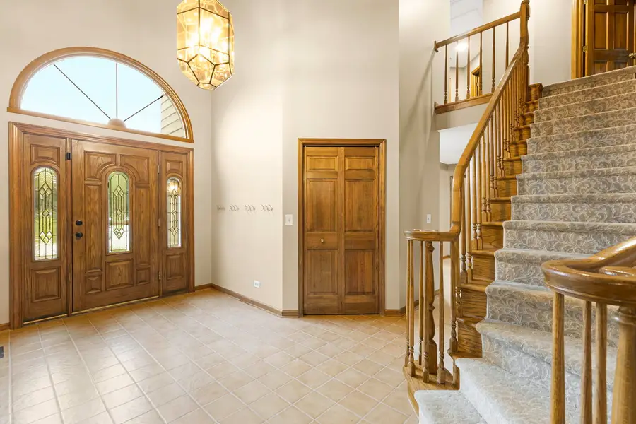 5N191 Fox Bluff Drive, Saint Charles, IL 60175 - #2