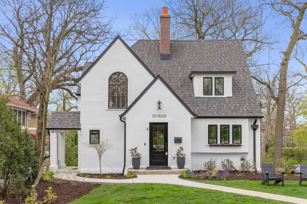 639 N Park Boulevard, Glen Ellyn, IL 60137