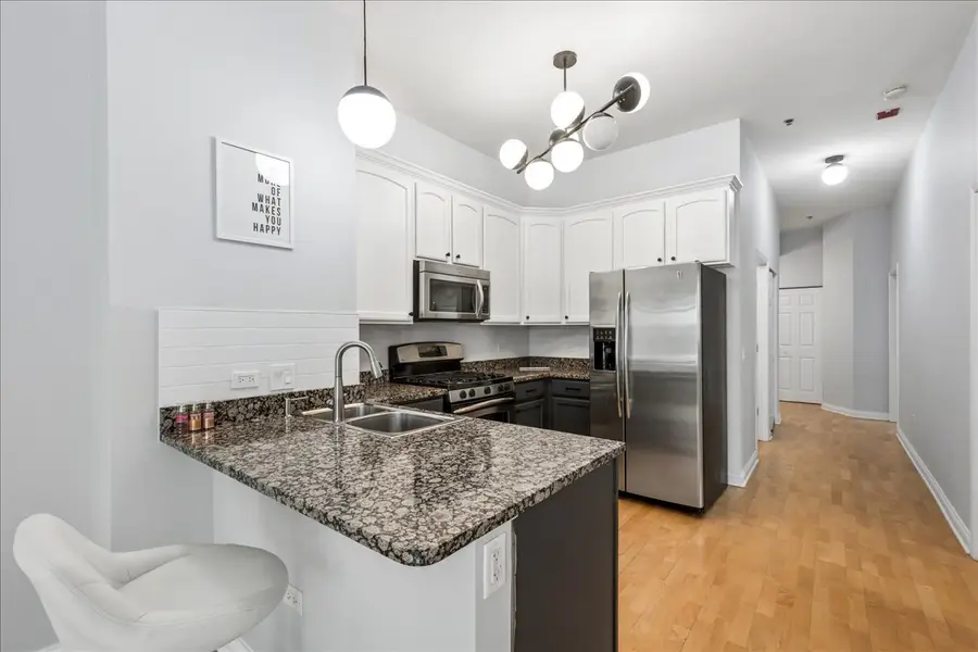 8 W Monroe Street #807, Chicago, IL 60603 - #2