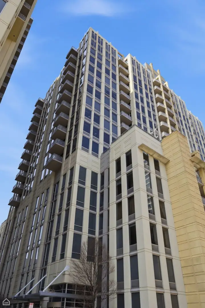 720 N Larrabee Street #1206, Chicago, IL 60654 - #1