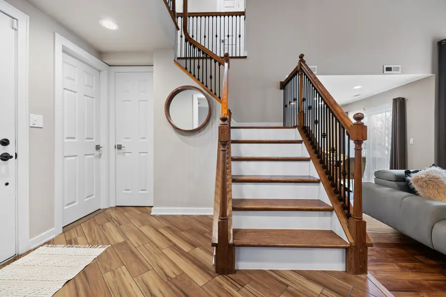 145 E Raleigh Court, Bloomingdale, IL 60108 - #2