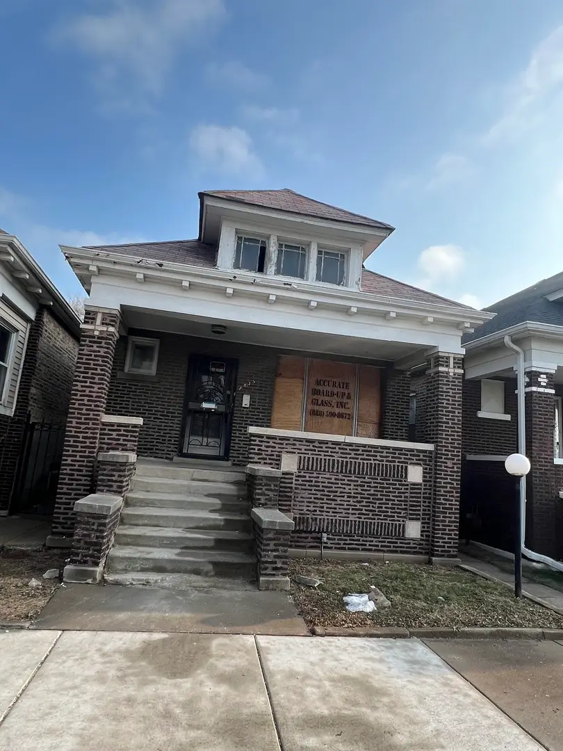7835 S Rhodes Avenue, Chicago, IL 60619 - #2