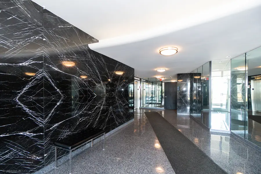 Address Withheld By Seller, Chicago, IL 60657 - #3