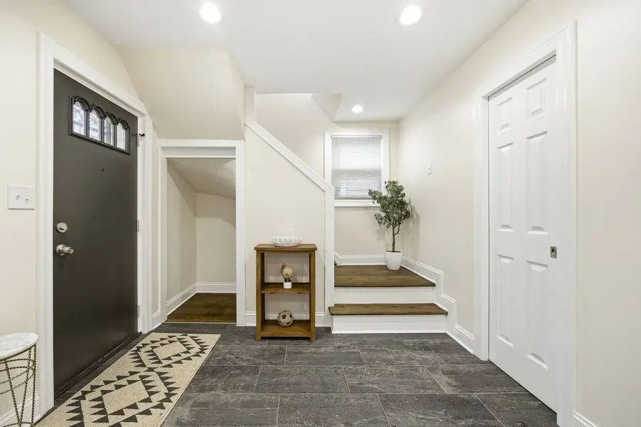 3821 S Calumet Avenue, Chicago, IL 60653 - #2