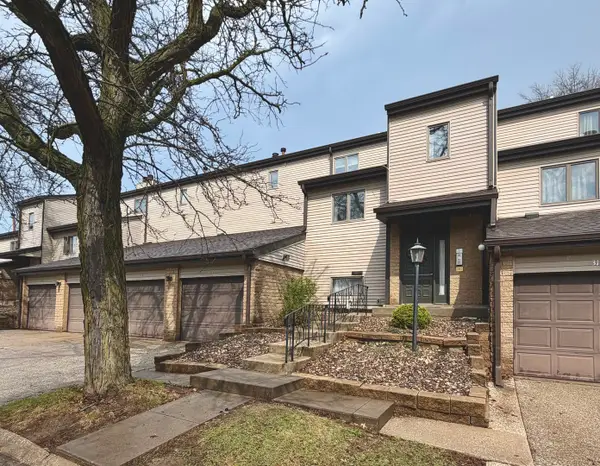 3117 4th Street #3117, Moline, IL 61265