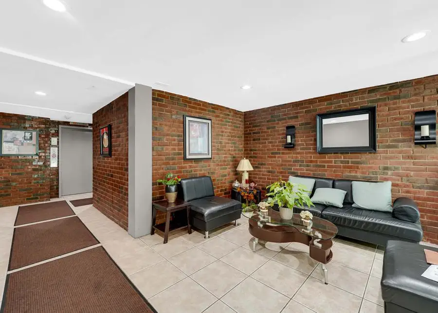 9332 Landings Lane #504, Des Plaines, IL 60016 - #2