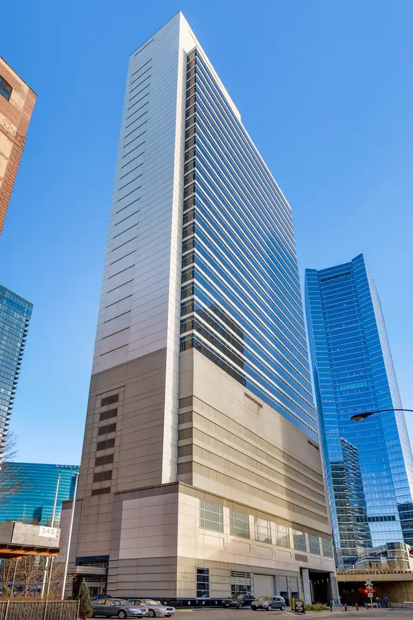 333 N Canal Street #1306, Chicago, IL 60606