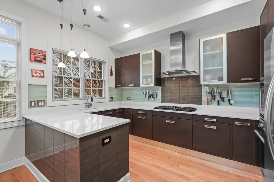 855 Laurel Avenue, Highland Park, IL 60035 - #2