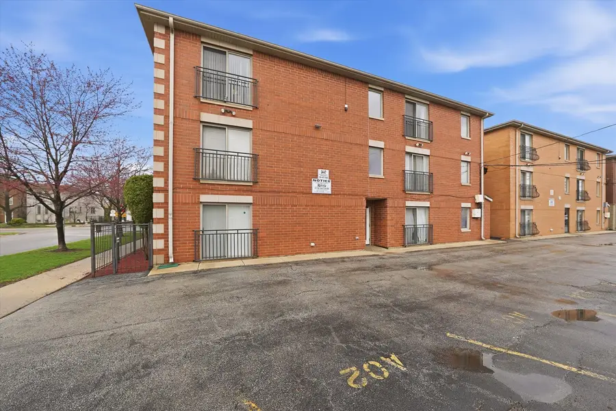 3447 Ridgeland Avenue #104, Berwyn, IL 60402 - #2