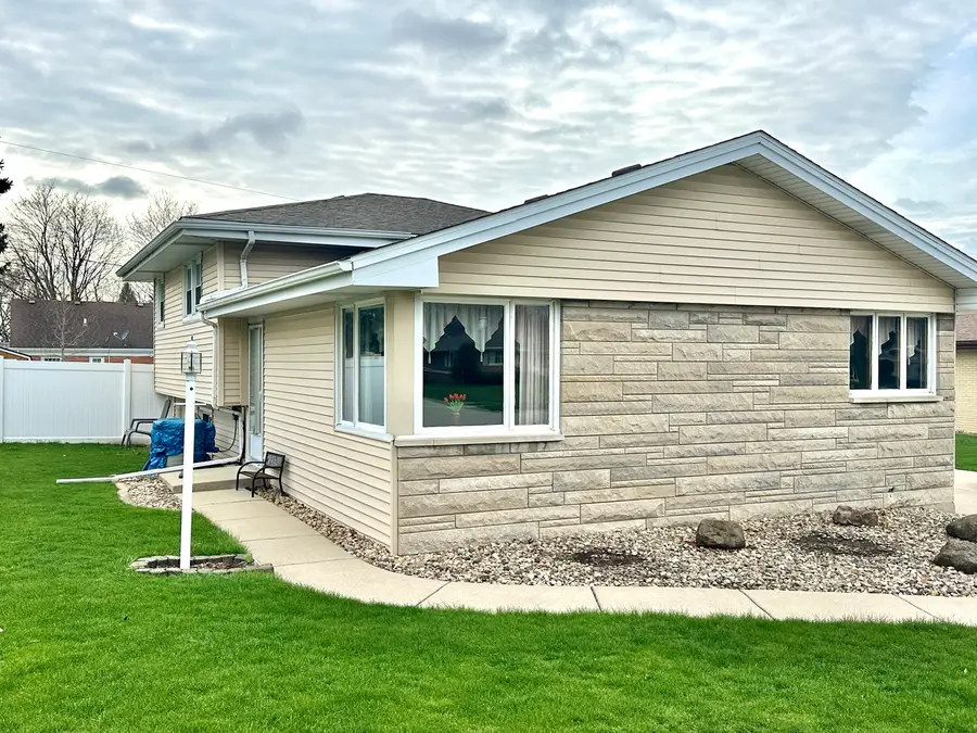 621 Bethel Drive, Joliet, IL 60435 - #2