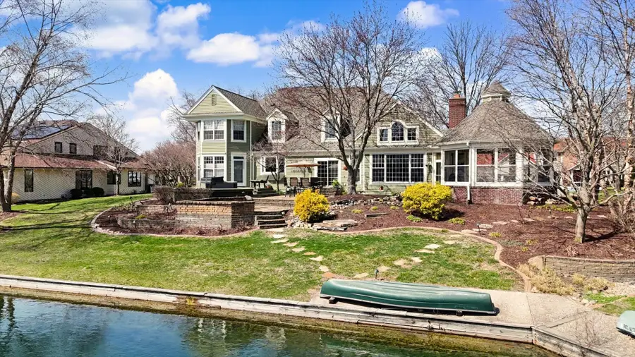 2204 Edgewater Place, Champaign, IL 61822 - #2