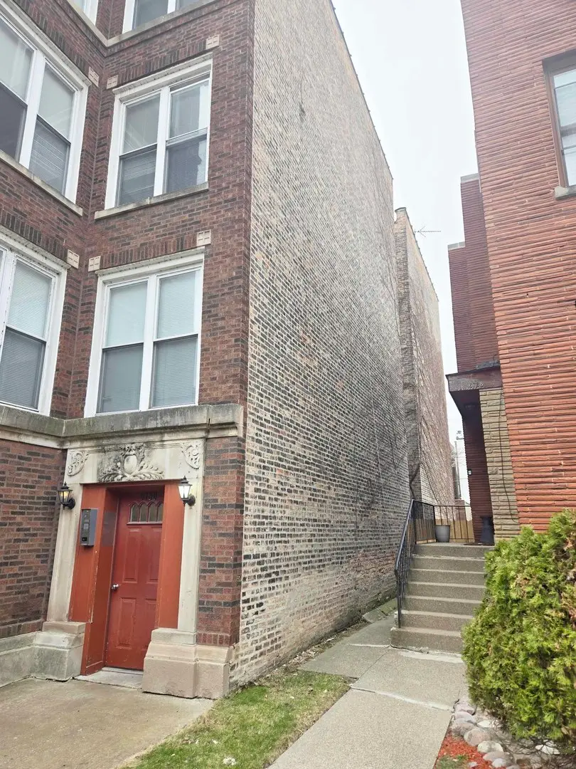 Address Withheld By Seller, Chicago, IL 60649 - #2