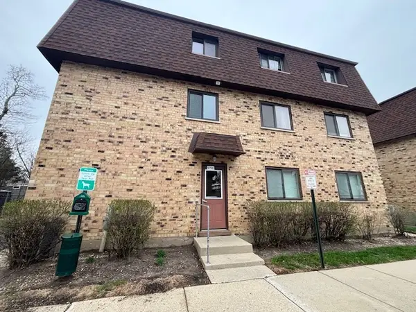 9700 Bianco Terrace #2D, Des Plaines, IL 60016