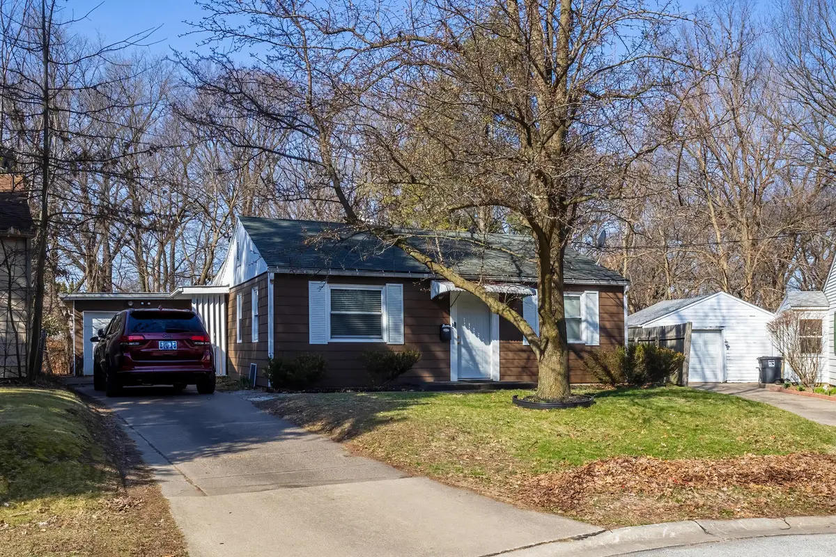 1103 37th St Ct, Moline, IL 61265 - #1