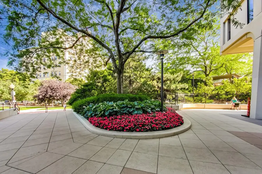 1960 N Lincoln Park West Avenue #408, Chicago, IL 60614 - #2