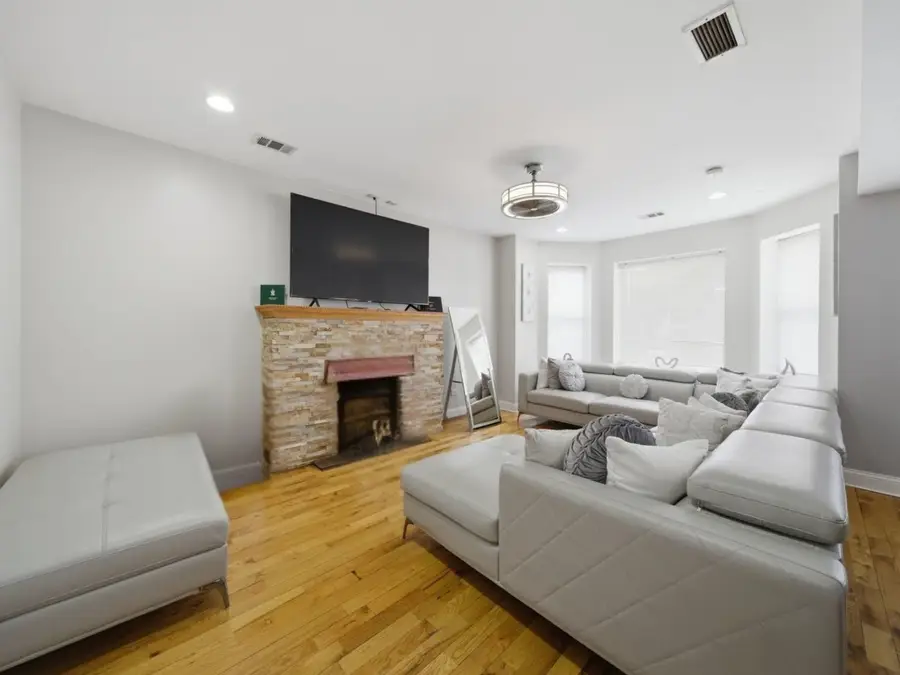 1253 S Tripp Avenue, Chicago, IL 60623 - #3