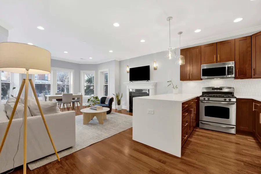 1625 W Catalpa Avenue #1, Chicago, IL 60640 - #2