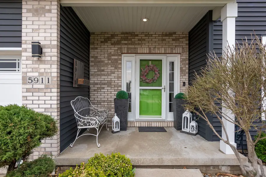 5911 Woodland Avenue, Davenport, IA 52807 - #2