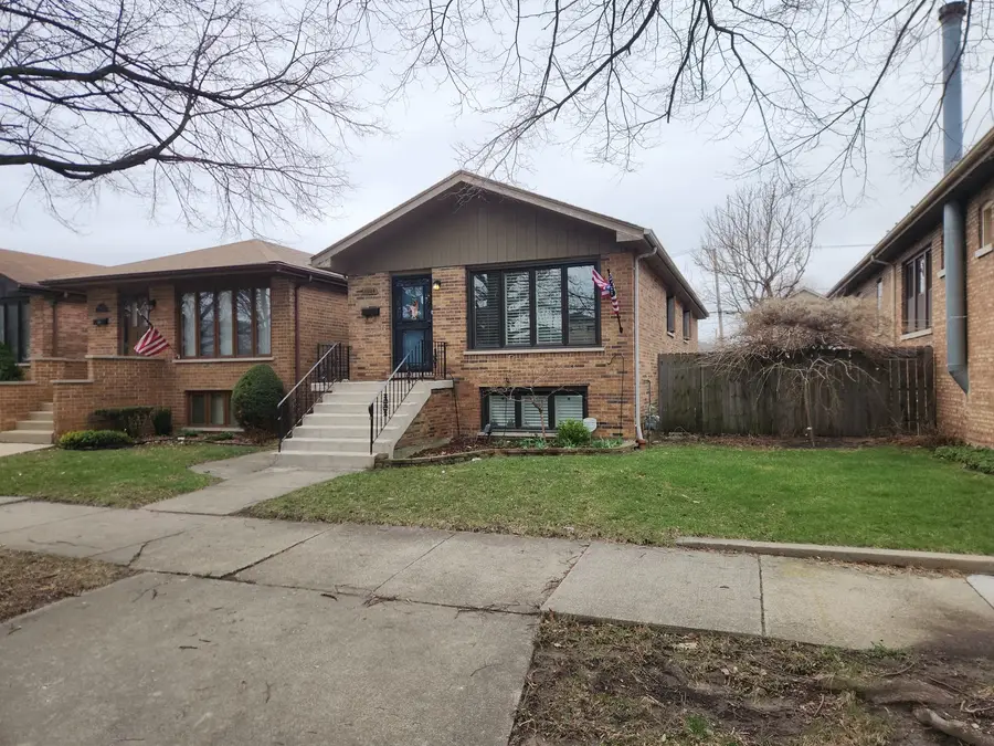 11134 S Sawyer Avenue, Chicago, IL 60655 - #3