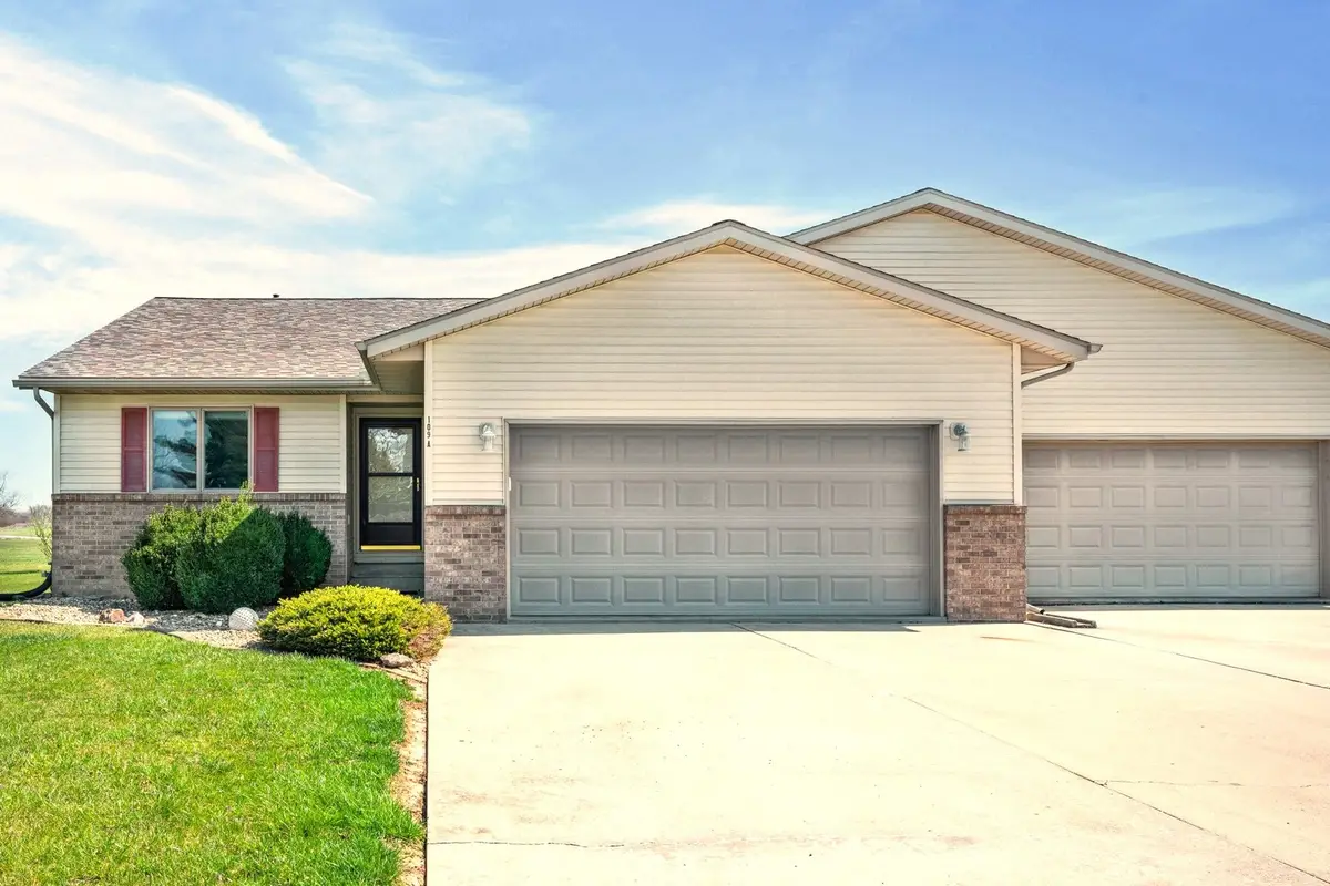 109 E Lake Court #A, Atlanta, IL 61723 - #1