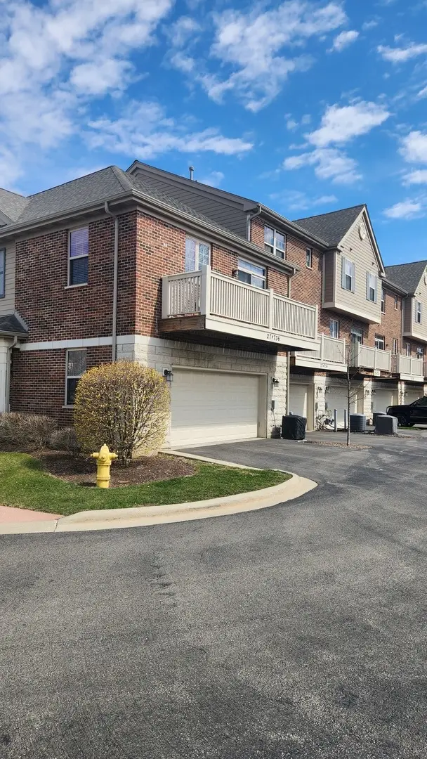 27W736 N Meadowview Drive, Winfield, IL 60190 - #3