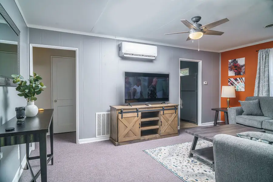 1207 S Anderson Street, Urbana, IL 61801 - #2