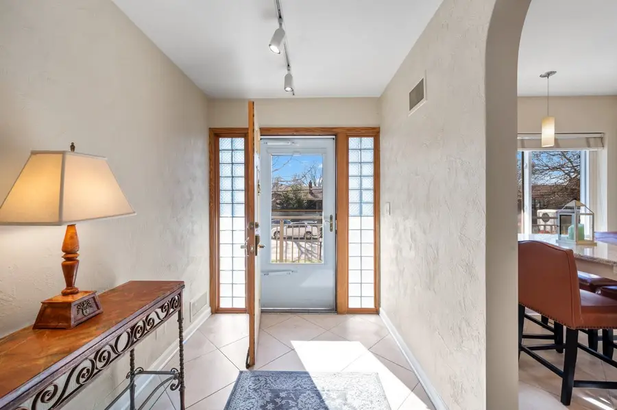 1 N Dee Road #1C, Park Ridge, IL 60068 - #2