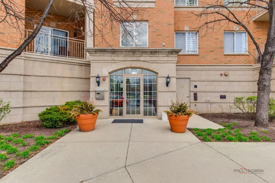 125 N Buffalo Grove Road #407, Buffalo Grove, IL 60089 - #3