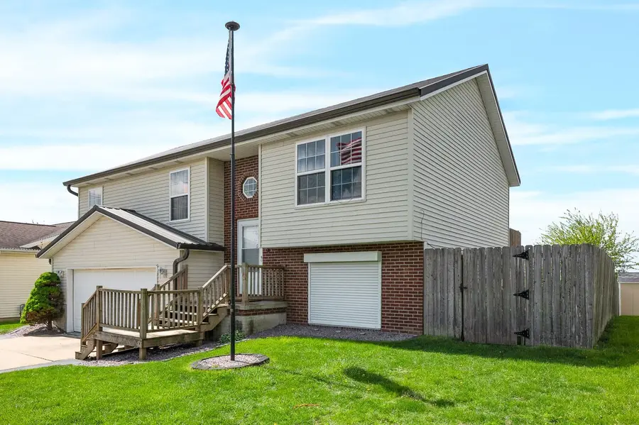 6 Fuller Court, Bloomington, IL 61705 - #2