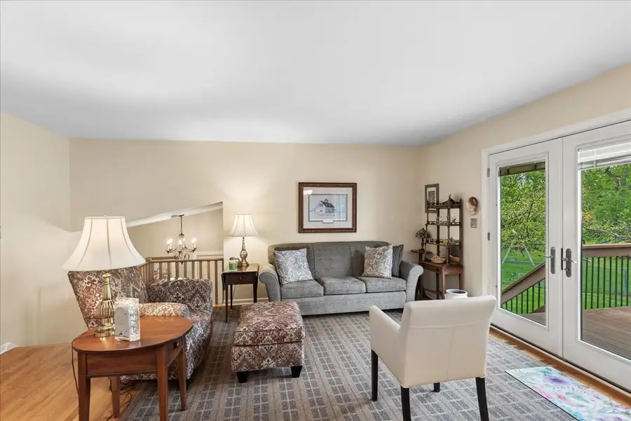 122 Mulberry Road, Deerfield, IL 60015 - #2