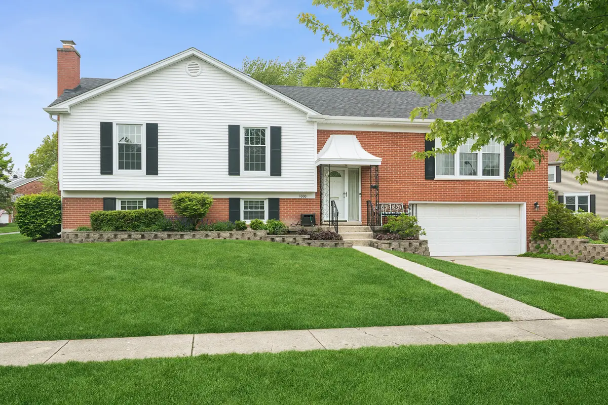 1000 W Hunting Drive, Palatine, IL 60067 - #1