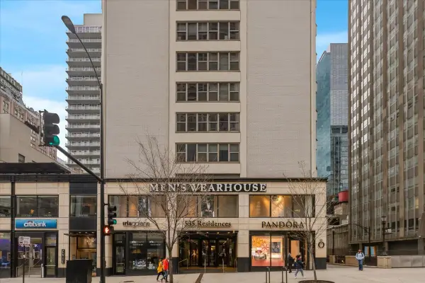 535 N Michigan Avenue #905, Chicago, IL 60611