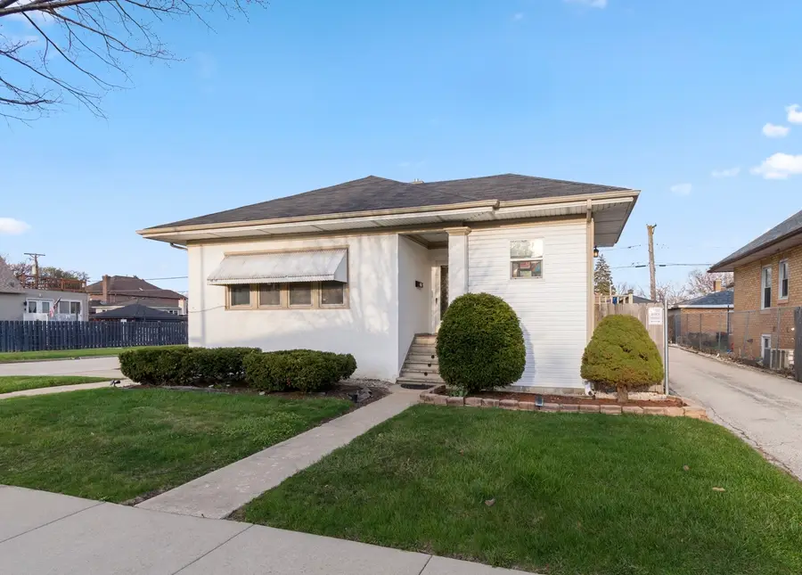 719 N 14th Avenue, Melrose Park, IL 60160 - #3