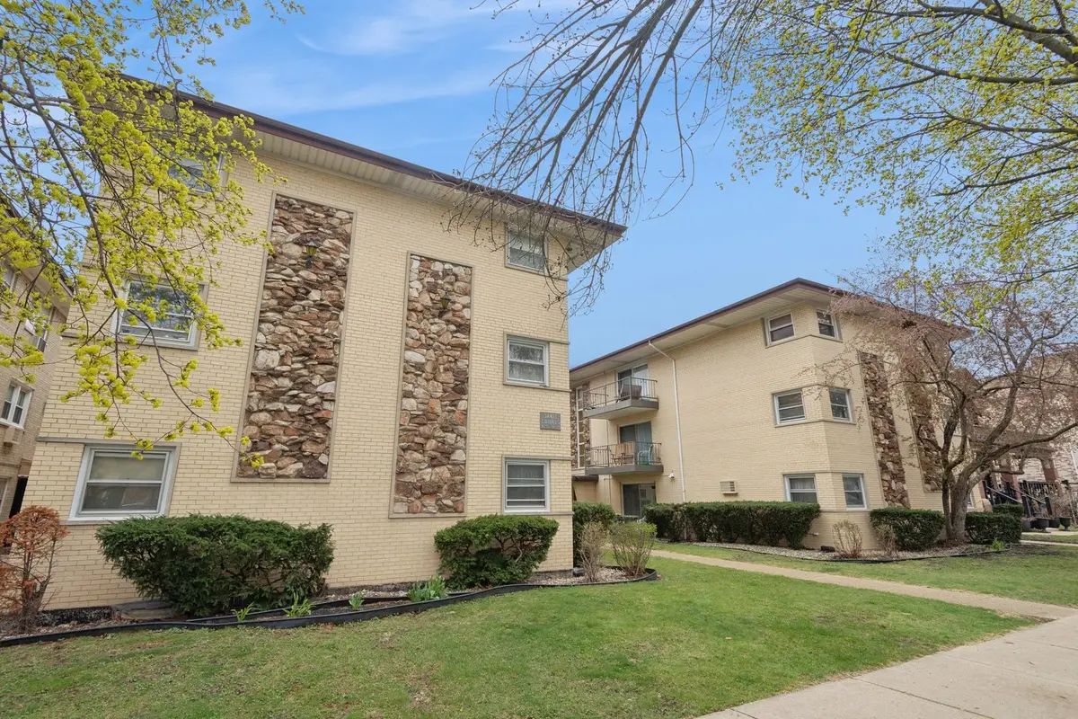 4229 N Kedvale Avenue #3B, Chicago, IL 60641 - #1