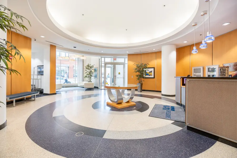 Address Withheld By Seller, Chicago, IL 60654 - #2