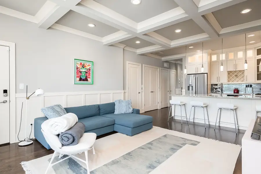 6438 S Woodlawn Avenue #3N, Chicago, IL 60637 - #2