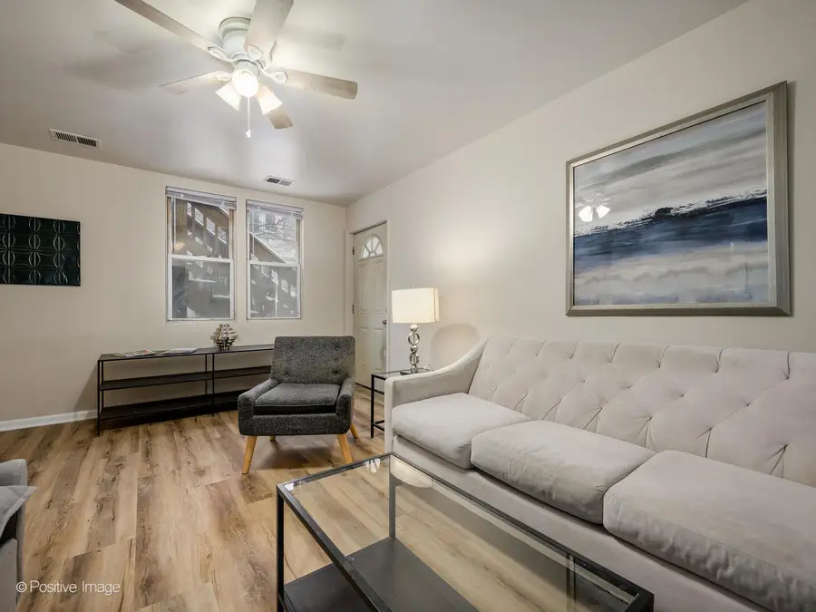 1720 N Saint Louis Avenue, Chicago, IL 60647 - #3