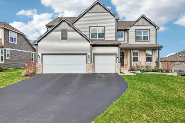 1014 Persimmon Court, Crystal Lake, IL 60012