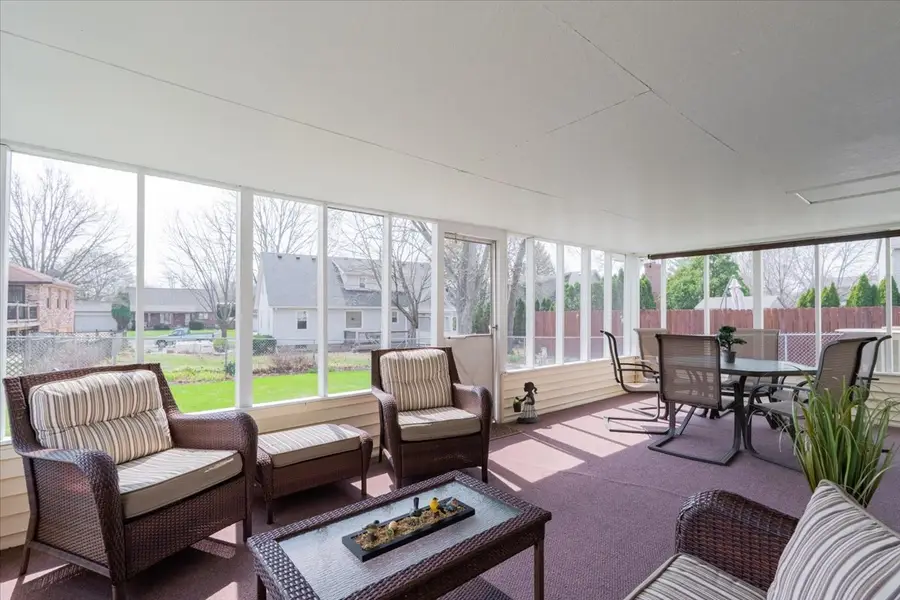 5 Devon Road, Bloomington, IL 61704 - #2