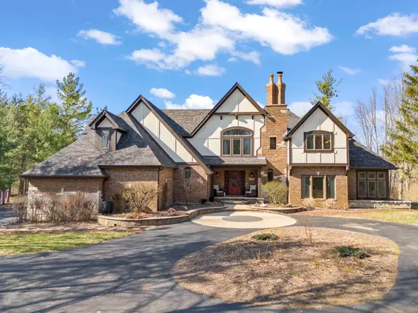 8877 Kennedy Road, Yorkville, IL 60560