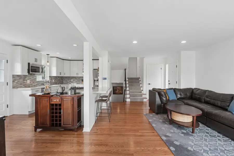 838 S Saylor Avenue, Elmhurst, IL 60126 - #3