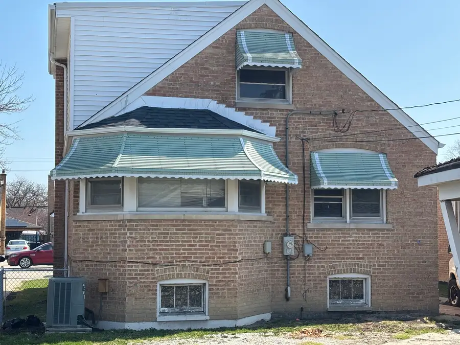 4920 N Nagle Street, Chicago, IL 60630 - #2