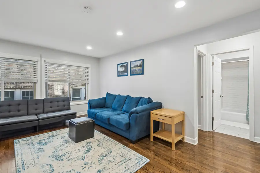 2619 W Agatite Avenue #2B, Chicago, IL 60625 - #3