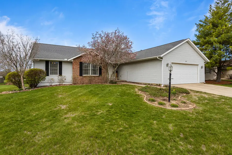 807 Heather Drive, Mahomet, IL 61853 - #2