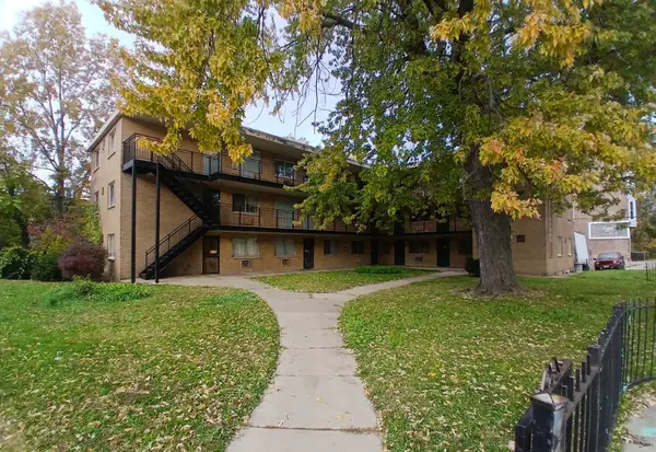 3258 E 91st Street #2D, Chicago, IL 60617