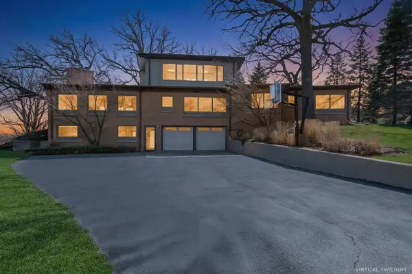 615 Robin Ridge, Elgin, IL 60123