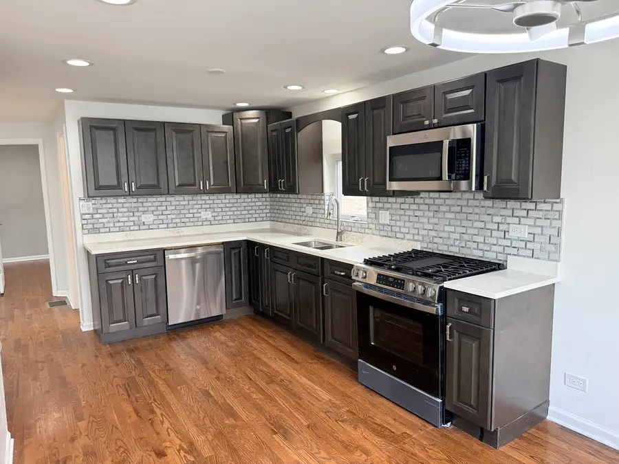 7805 S Homan Avenue, Chicago, IL 60652 - #3