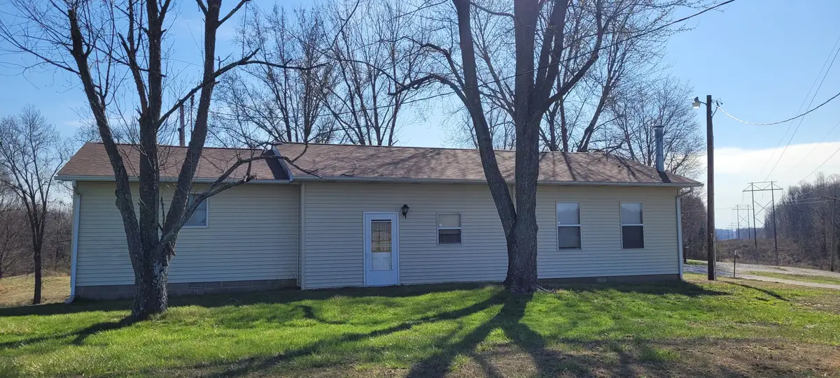 17860 N Woodlawn Lane, Woodlawn, IL 62898 - #1