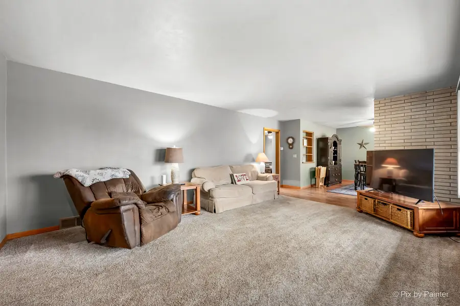 1321 Florence Drive, Sycamore, IL 60178 - #3